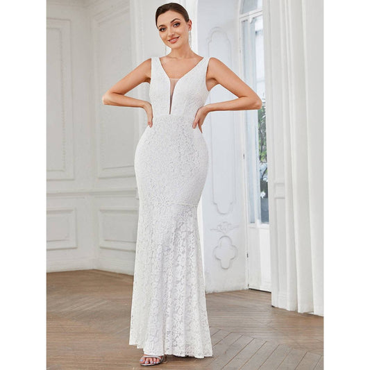 Ever-Pretty - Dainty Deep V Neck Sleeveless Lace Wedding Dress