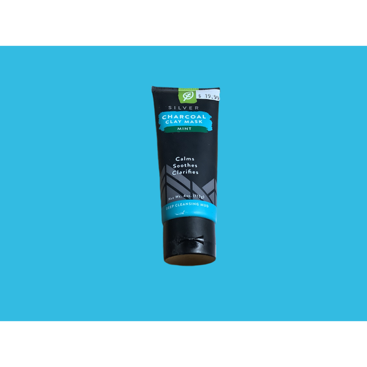 Charcoal clay mask with mint