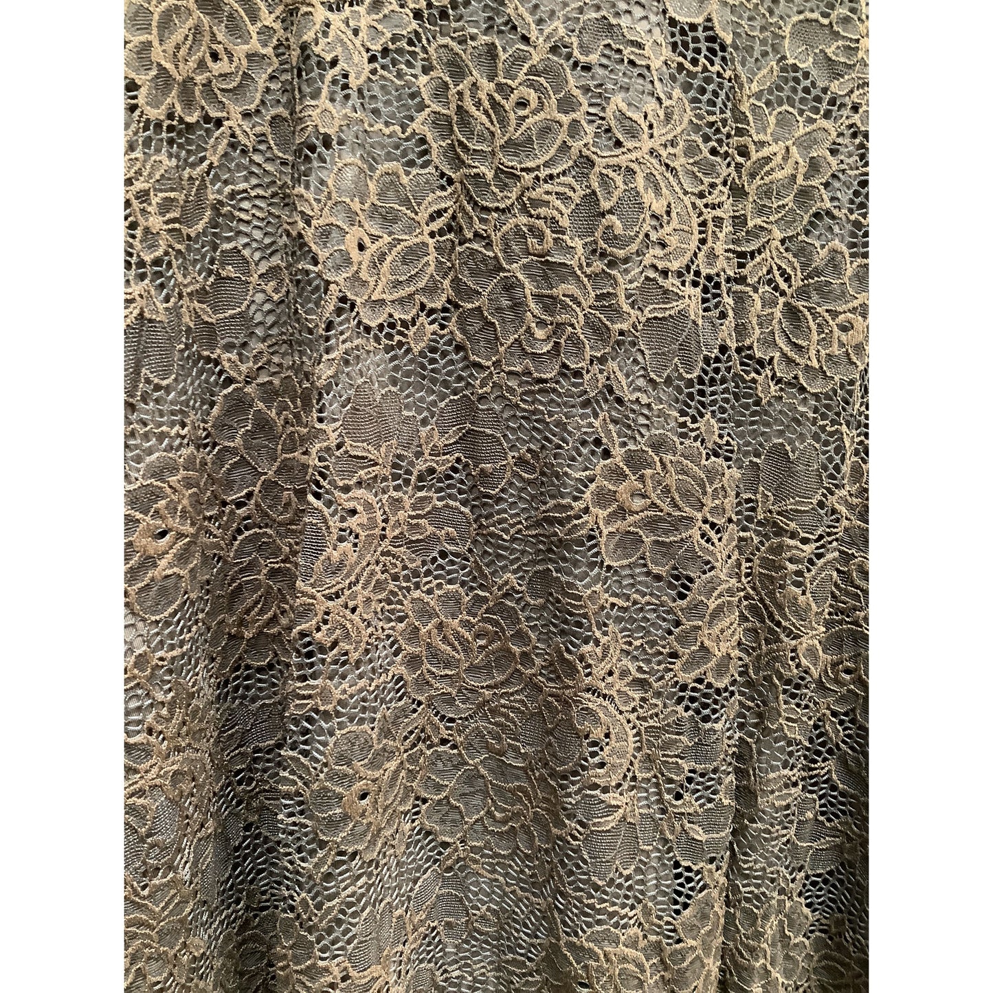 LUCKY & BLESSED - Brown Lace Long Sleeve Dress 620453