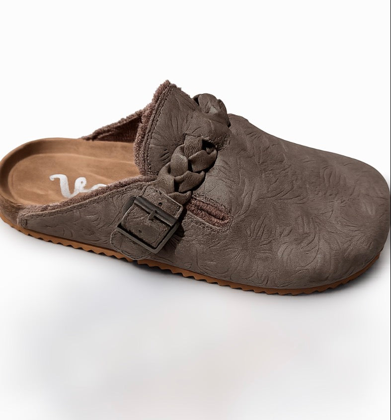 VERY G WOMEN'S IRIS SLIP-ON CASUAL SHOES VGFL0065 Taupe