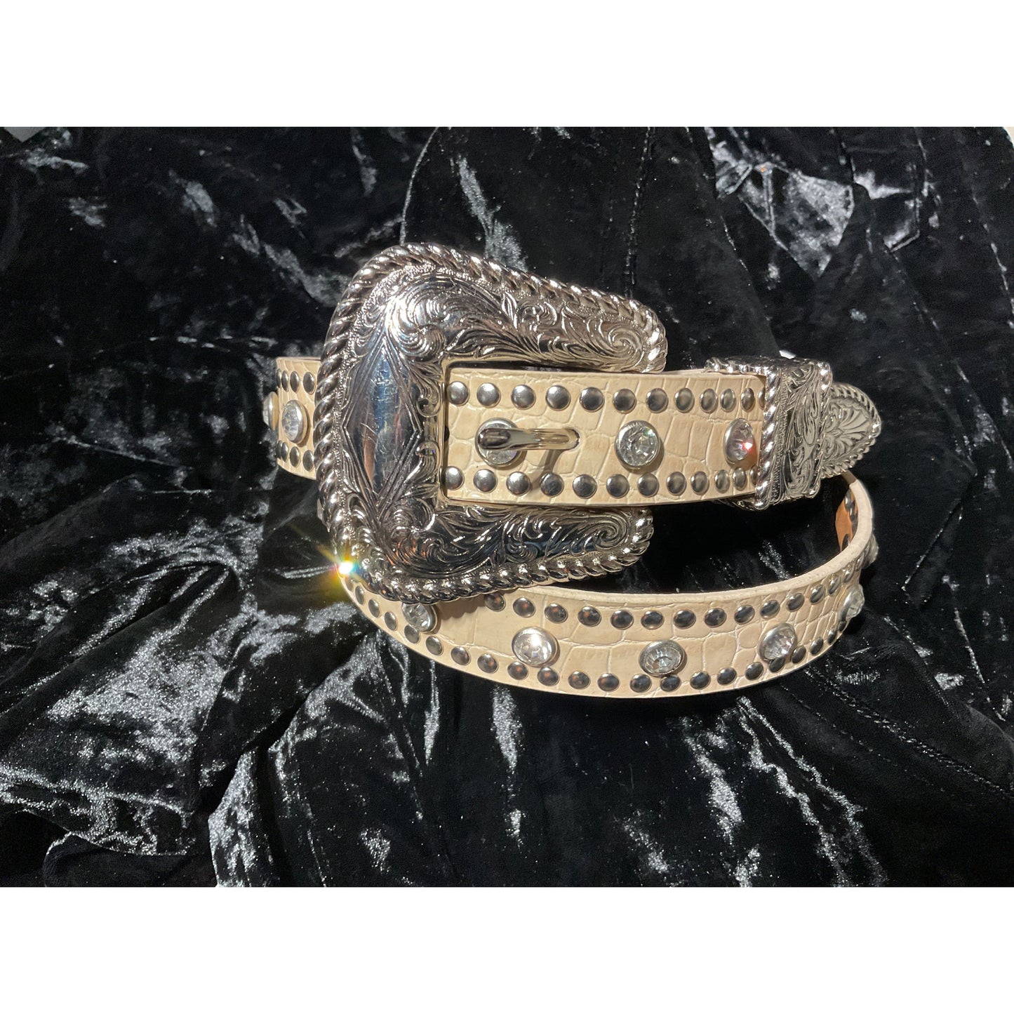 Nocona Girls Belt Cream, Alligator with Rhinestone and spots