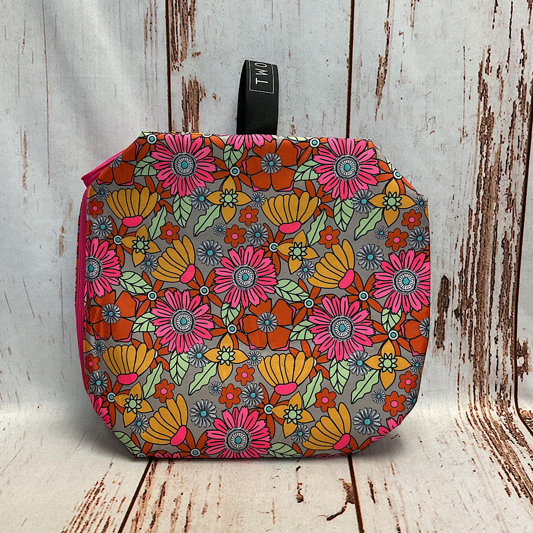 Two 2 Fly - Flower Power Travel/Cosmetic Bag