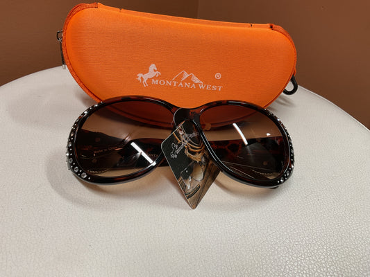 Montana West Sunglasses with Case, Rhinestone Skull, X002R8QG9D