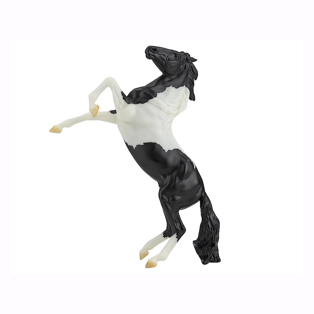 Breyer - Black Pinto rearing Mustang 961