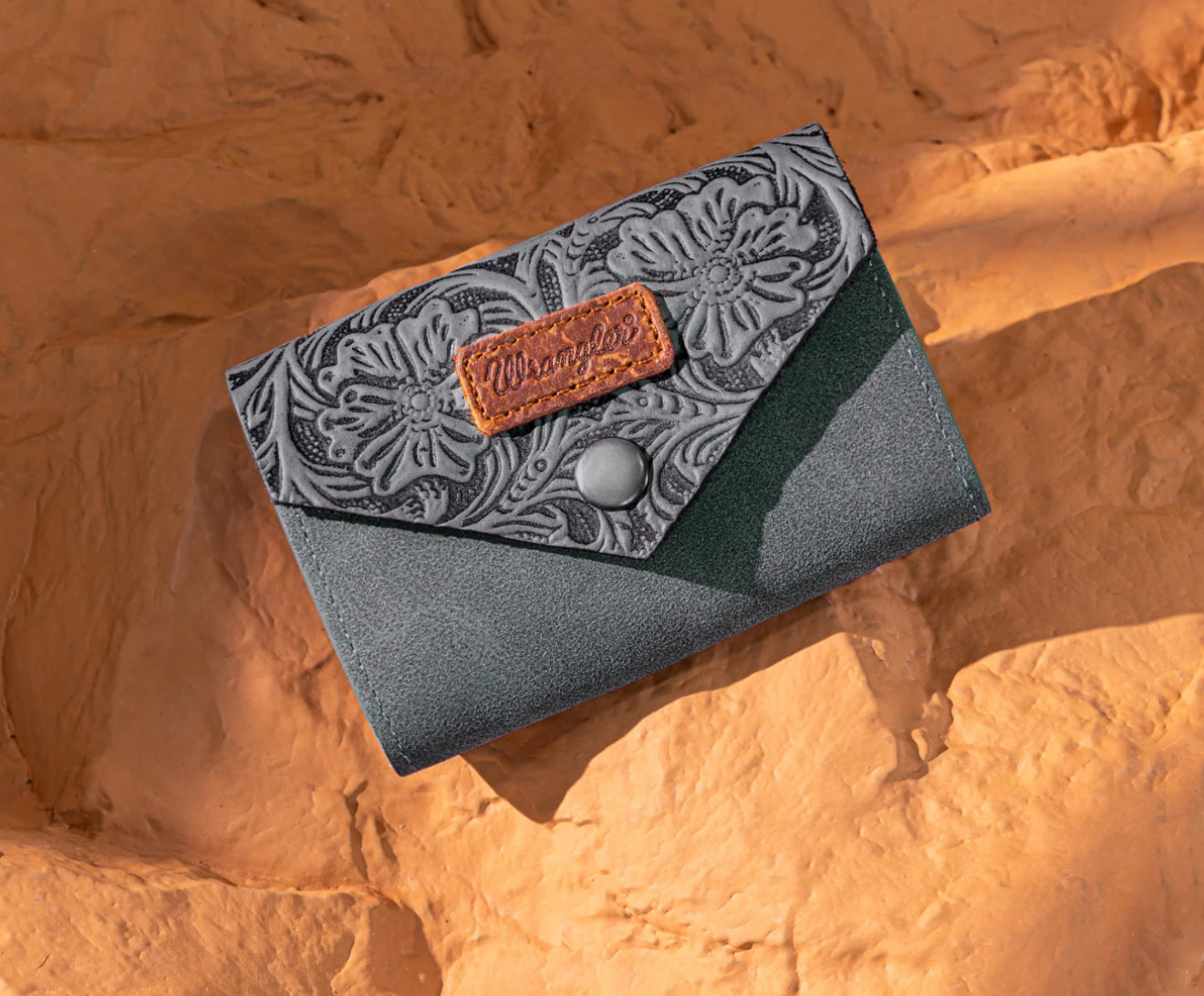 Wrangler Wallet, Floral Tooled Card Holder - WG224-W072 various colors