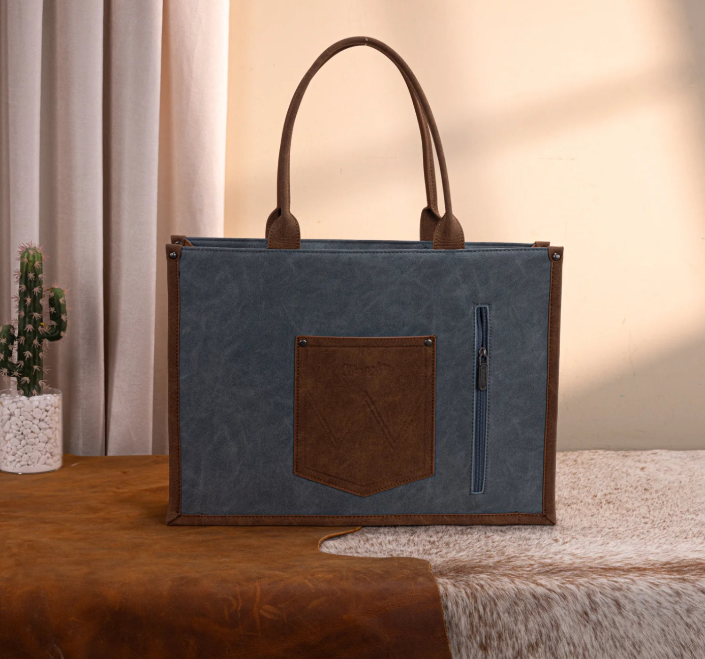 WRANGLER Buckle Concealed Carry Large Tote-Jean WG250-8119JN