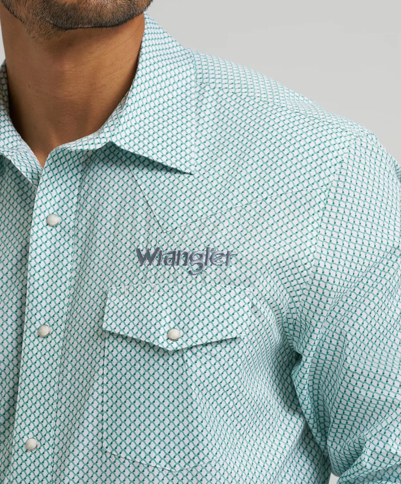 Wrangler Men's Classic Fit Long Sleeve  112367729