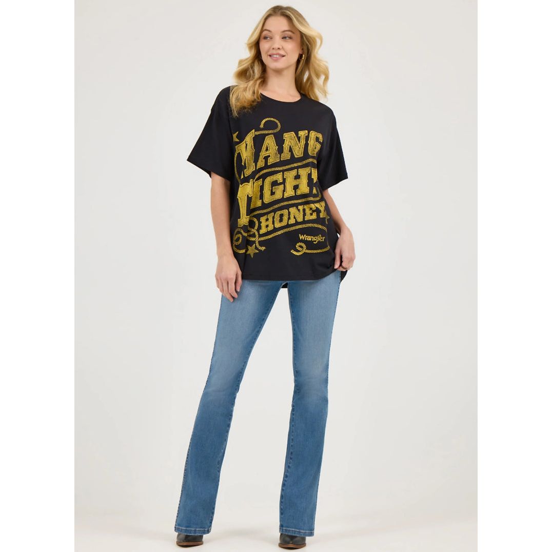 112368281 | WRANGLER X LAINEY WILSON HANG TIGHT OVERSIZED TEE