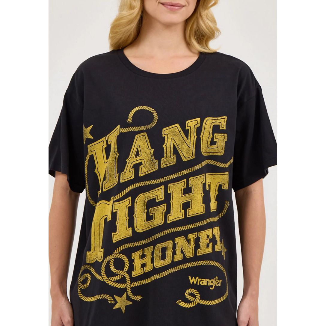 112368281 | WRANGLER X LAINEY WILSON HANG TIGHT OVERSIZED TEE