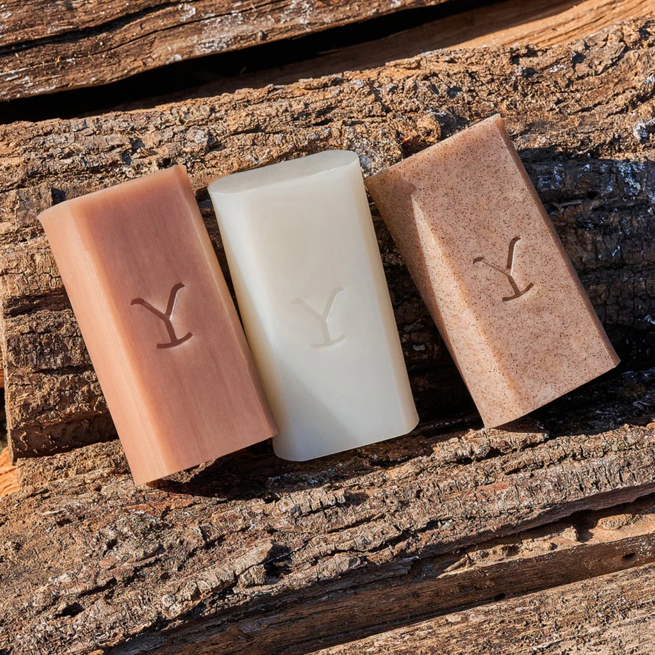 Yellowstone Bunkhouse Cleansing Bar Soap - Amber & Oak