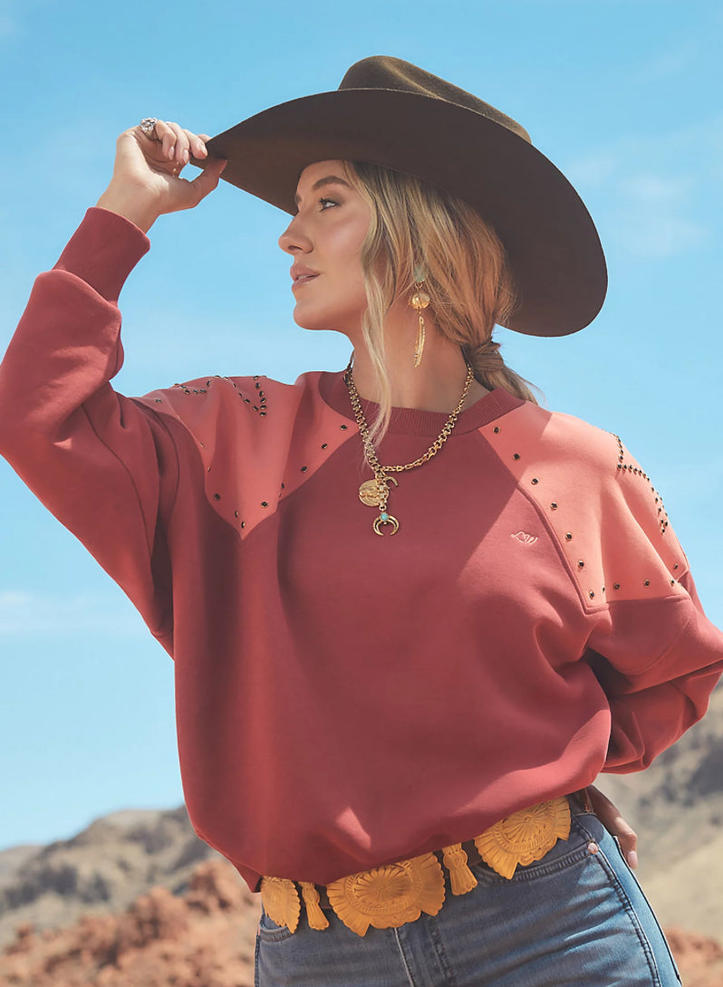WRANGLER X LAINEY WILSON Studded Star Crewneck Shirt | 112370629