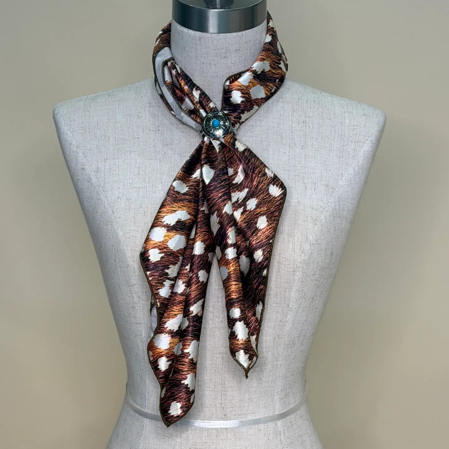 AVS-6998 Cow Print Square Silk Wild Rag 28X28