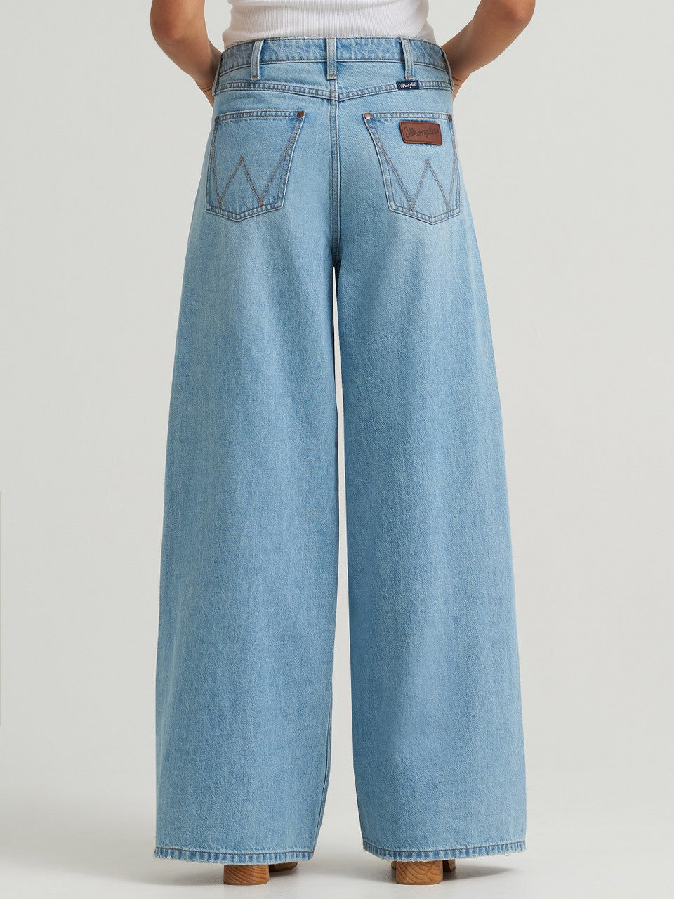 Wrangler Ladies Jean | BAILEY HIGH RISE WIDE LEG 112375003