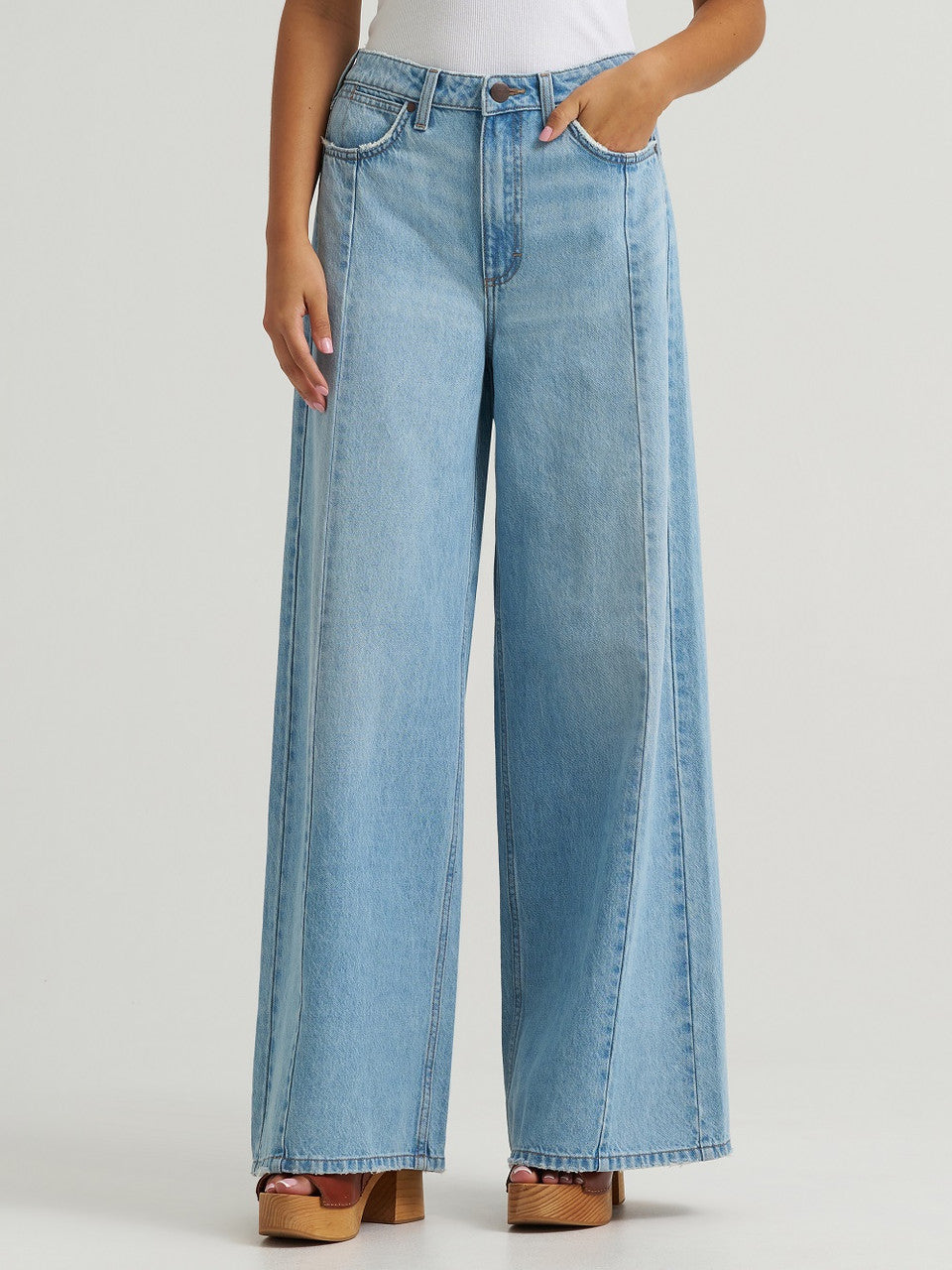 Wrangler Ladies Jean | BAILEY HIGH RISE WIDE LEG 112375003