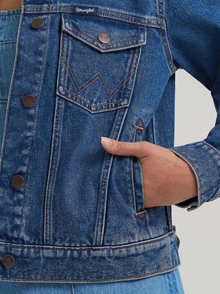WRANGLER Ladies WESTERN DENIM JEAN JACKET, Unlined - 112373778