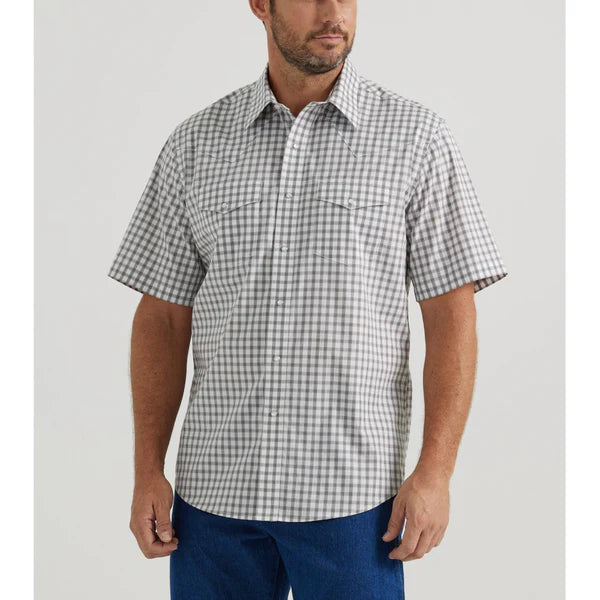 Men’s Wrangler Plaid Print Short Sleeve