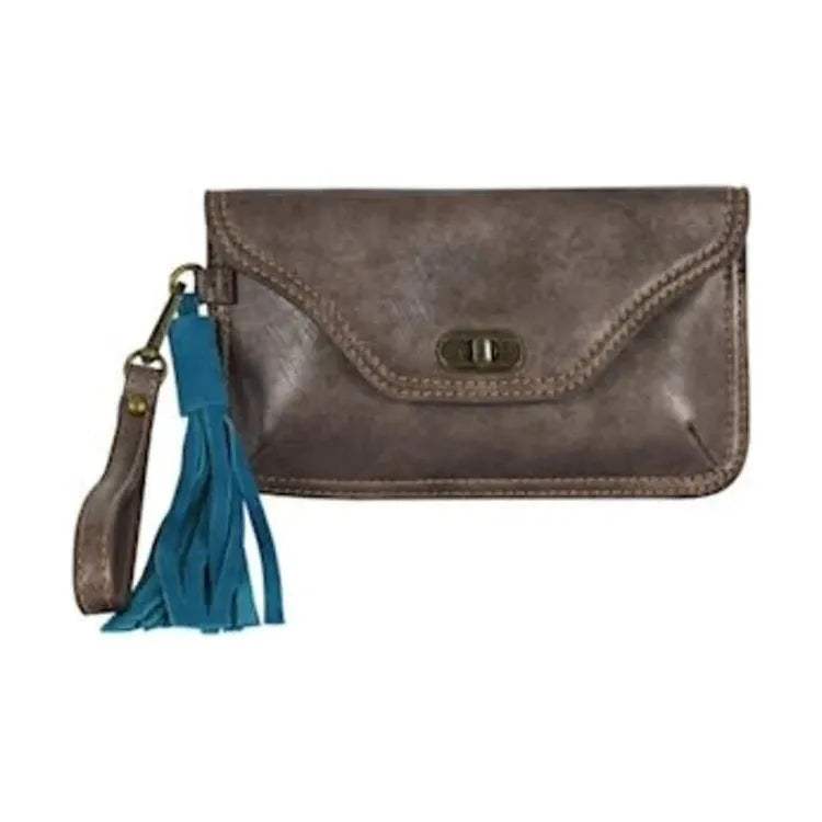 22036841BRN CATCH FLY CLUTCH W/WRISTLET BRUSHED METALLIC