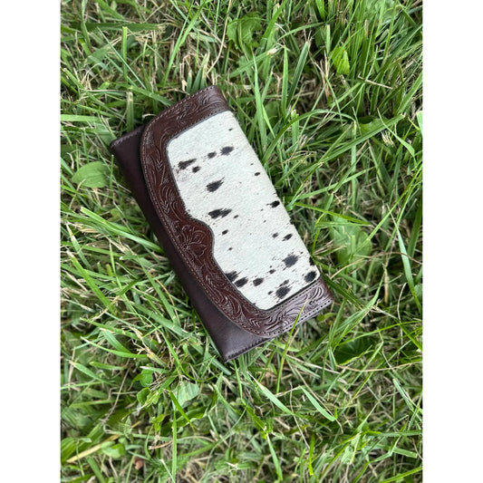Ariat - Clutch/Wallet, Willa Collection, Calf Hide, Tooled Leather A770013002