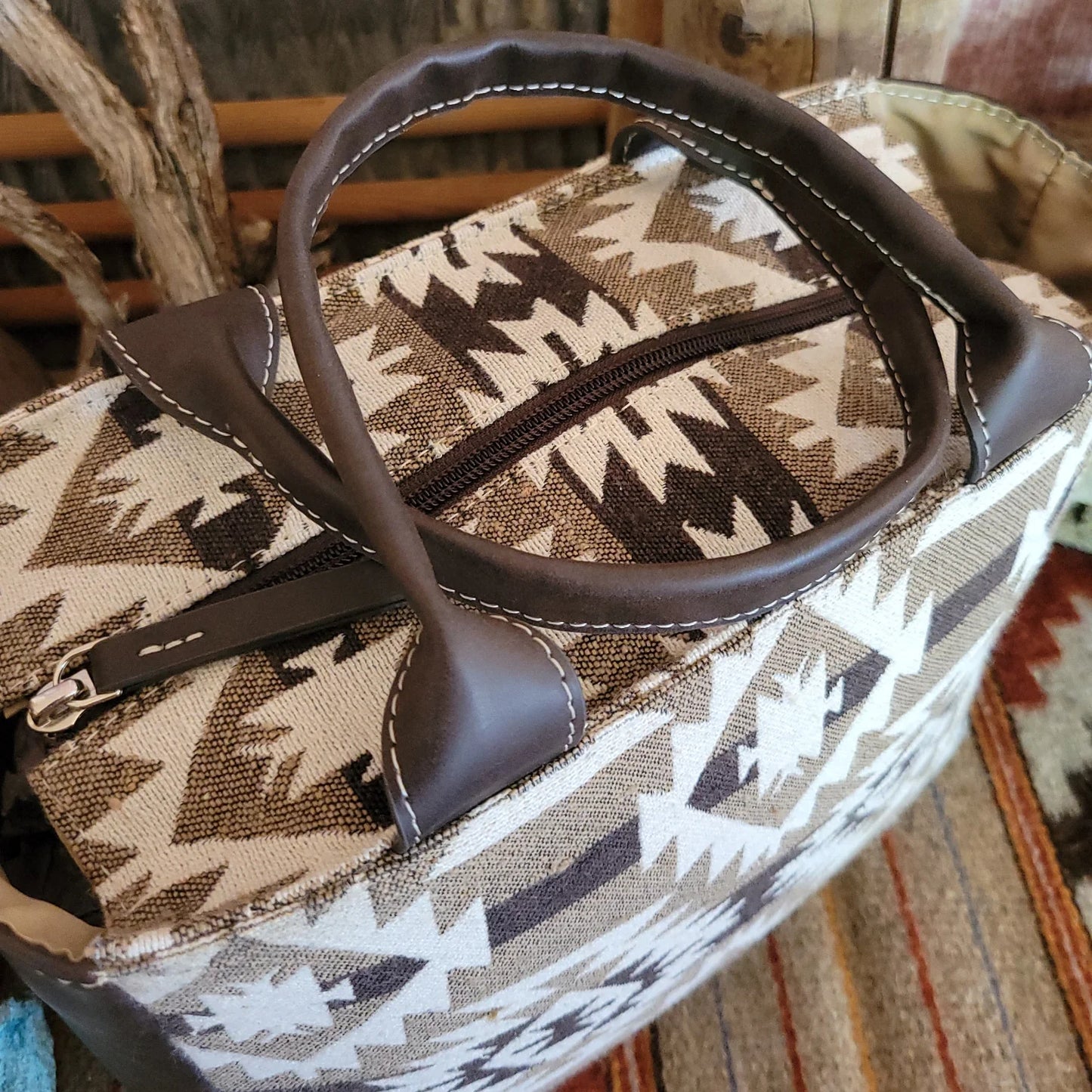 Nocona - Crossbody Handbag, “Tessa” Southwest Print N770016402