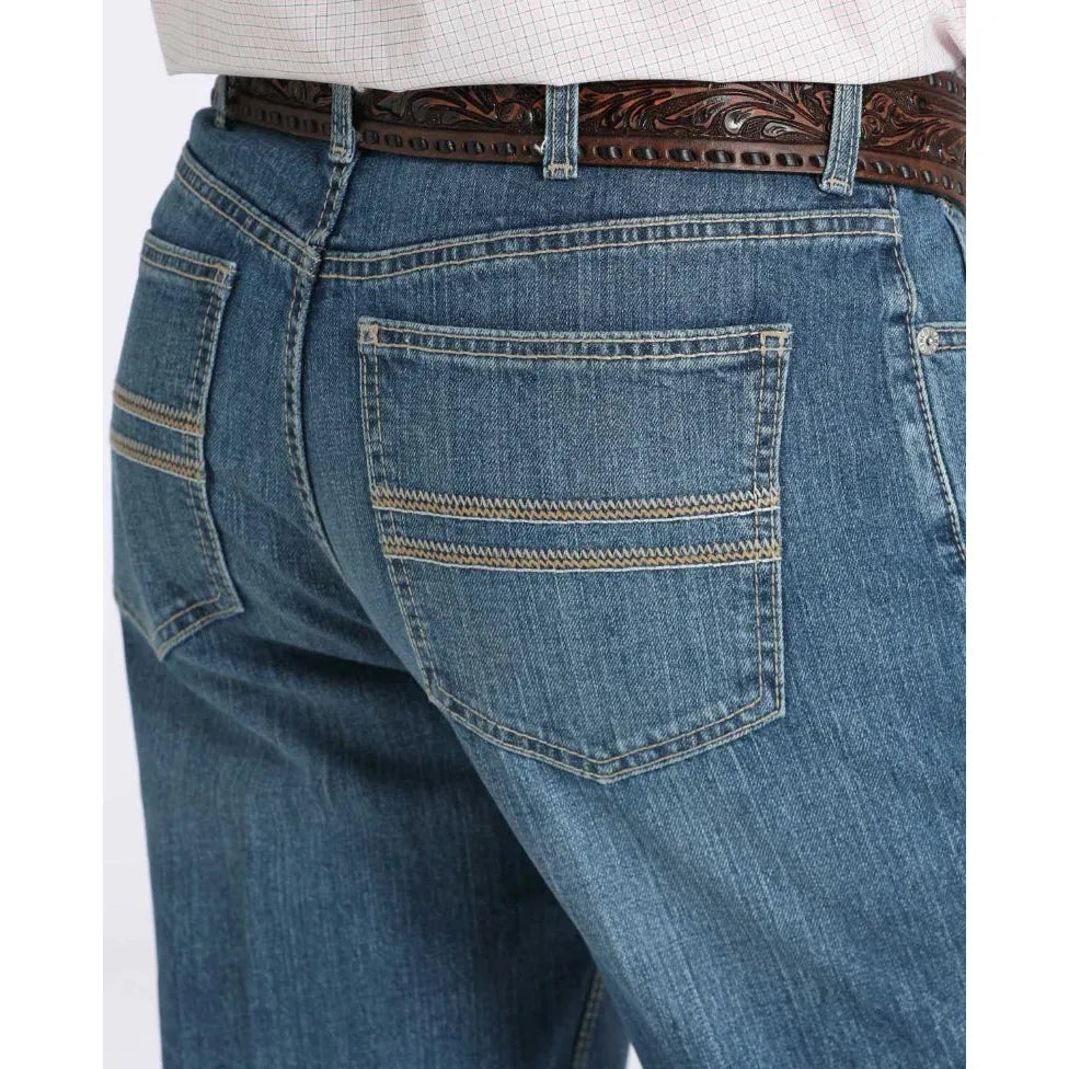 * Men’s Cinch White Lable, Relaxed, Mid Rise, Stright Leg, Indigo MB92834060