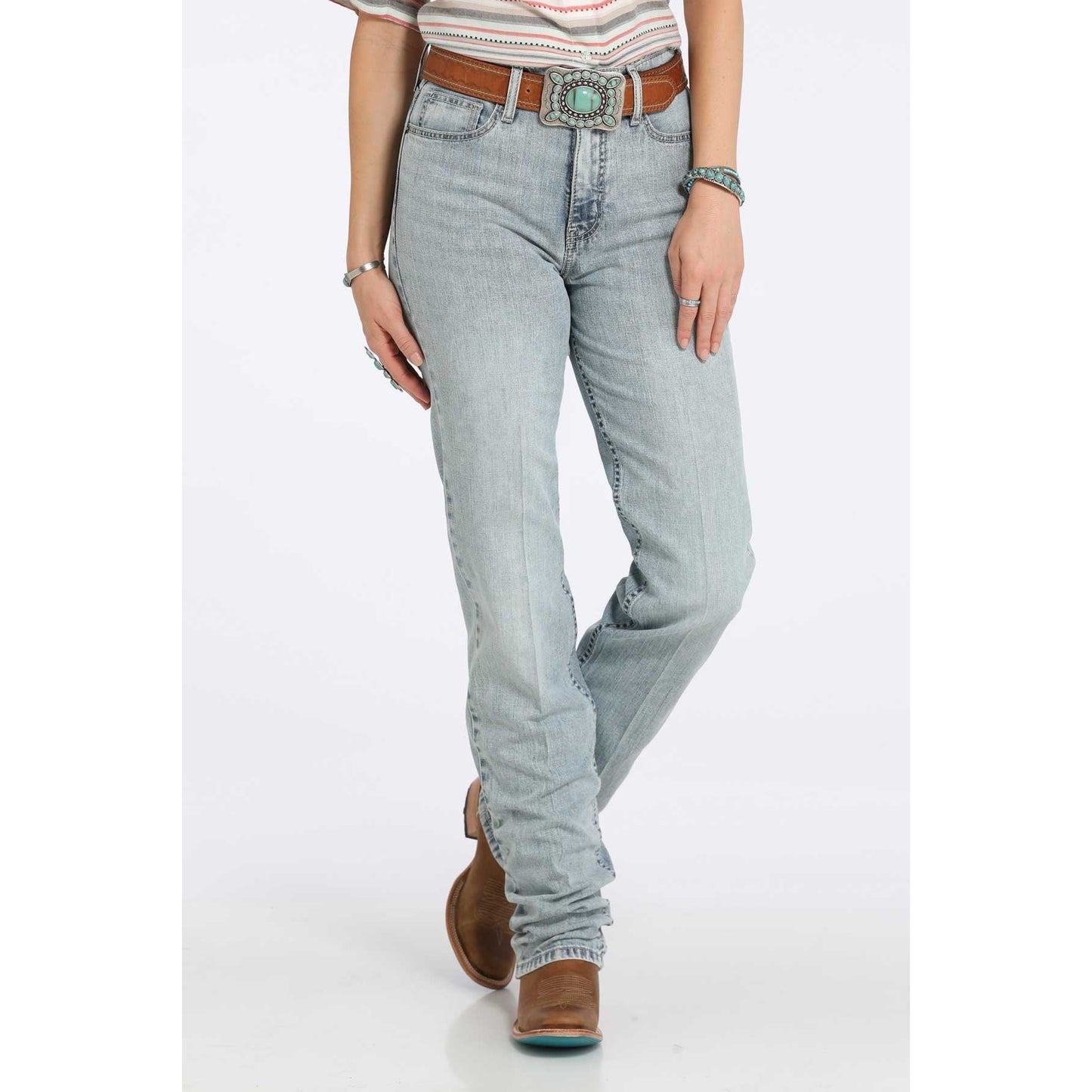 * CINCH Ladies - Quinn, High Rise, Relaxed, Straight Leg, Indigo, Light Stone CB75354001