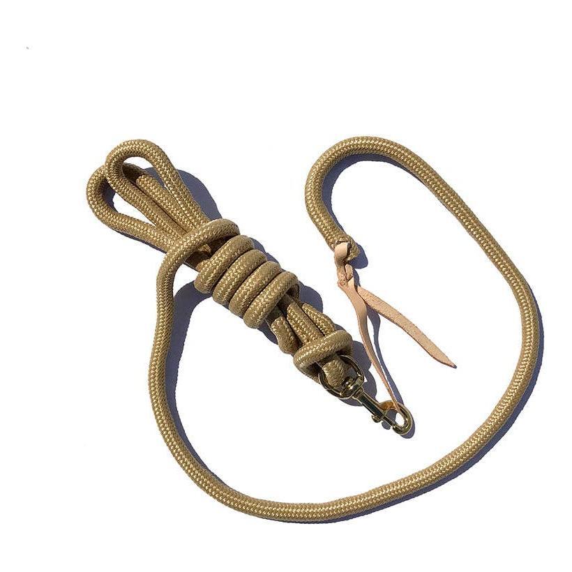 Smart Horse Gear - 5/8" Poly Cowboy Lead 9' w/ Brass Plated Bolt Snap and Leather Popper