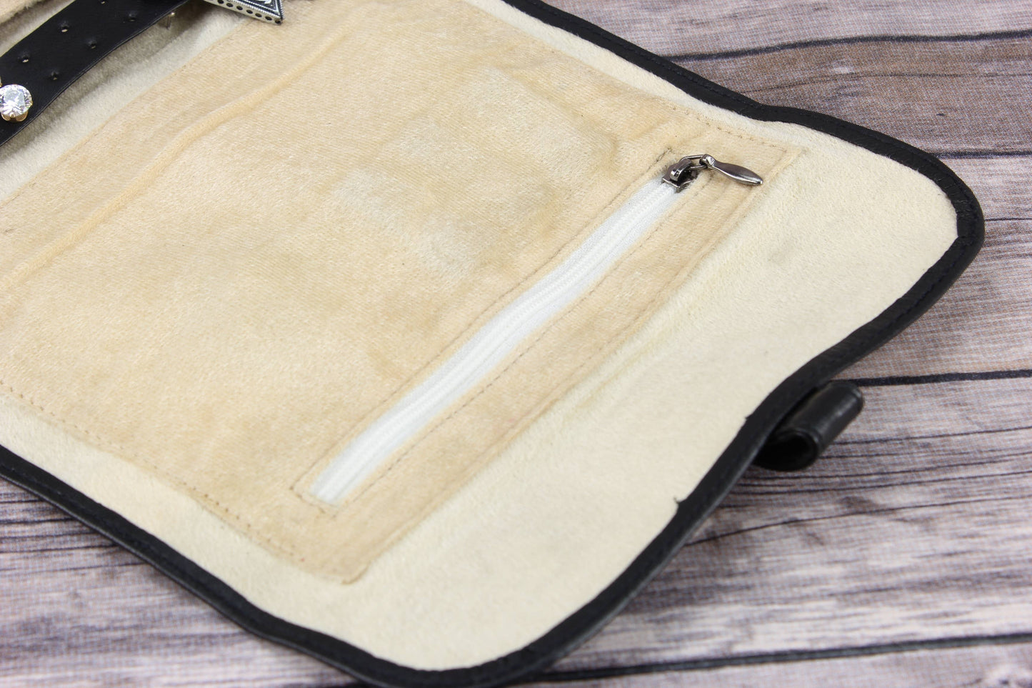 Travel Jewelry Storage Roll w/ Buckle JR 420