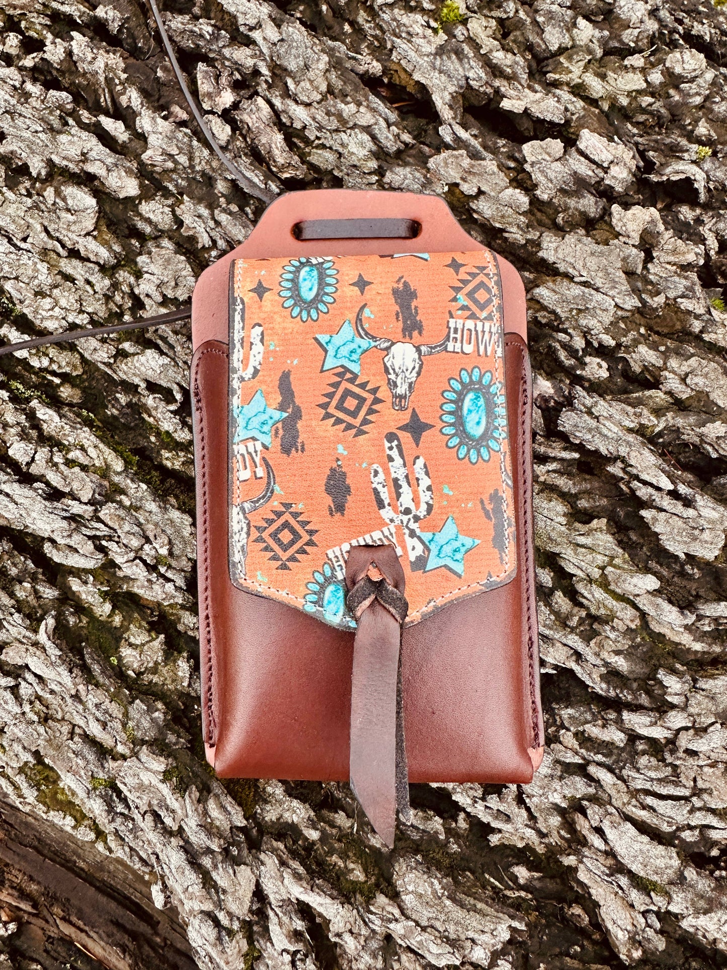 Cell Phone Back Cinch Holder