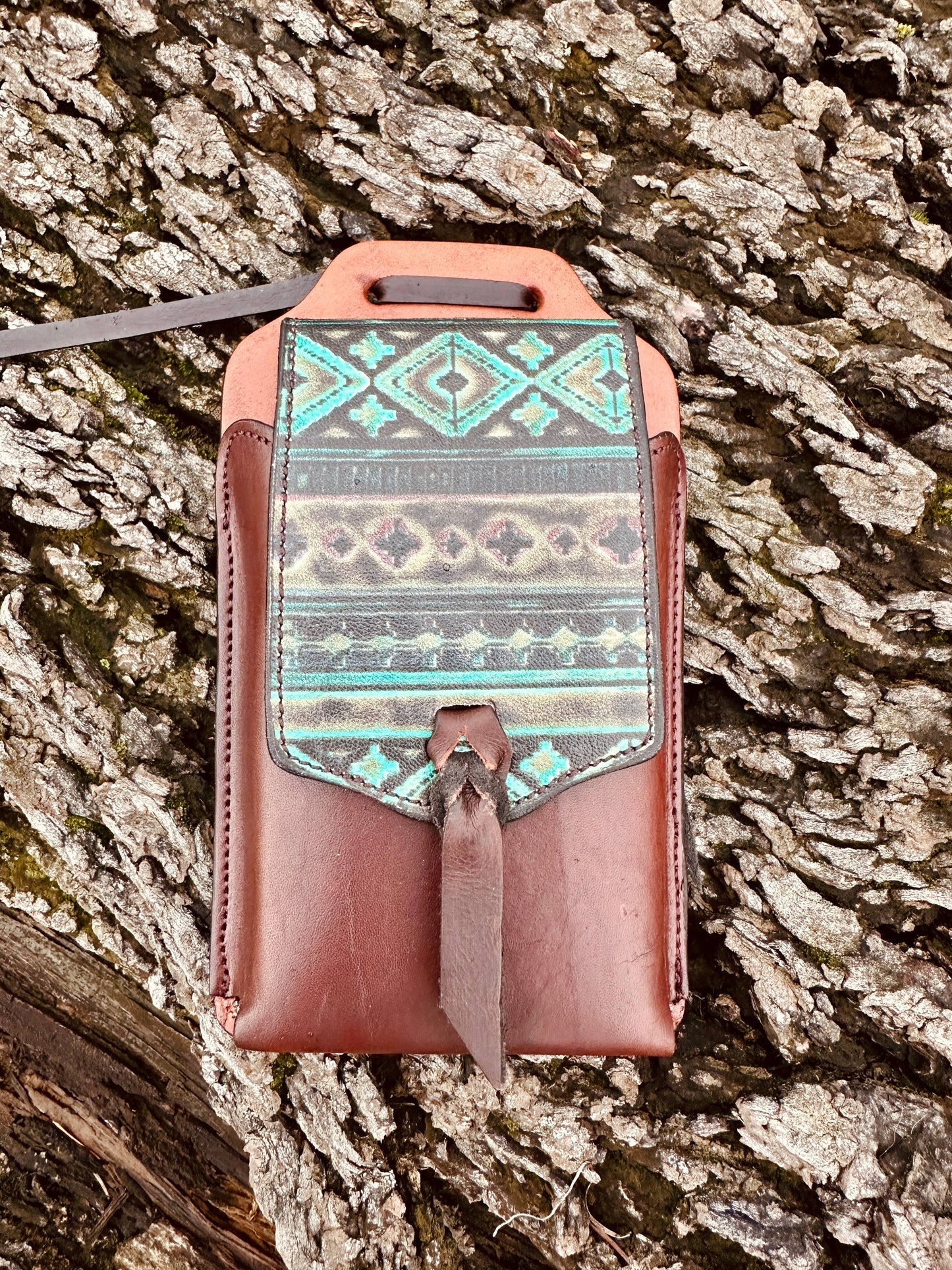 Cell Phone Back Cinch Holder