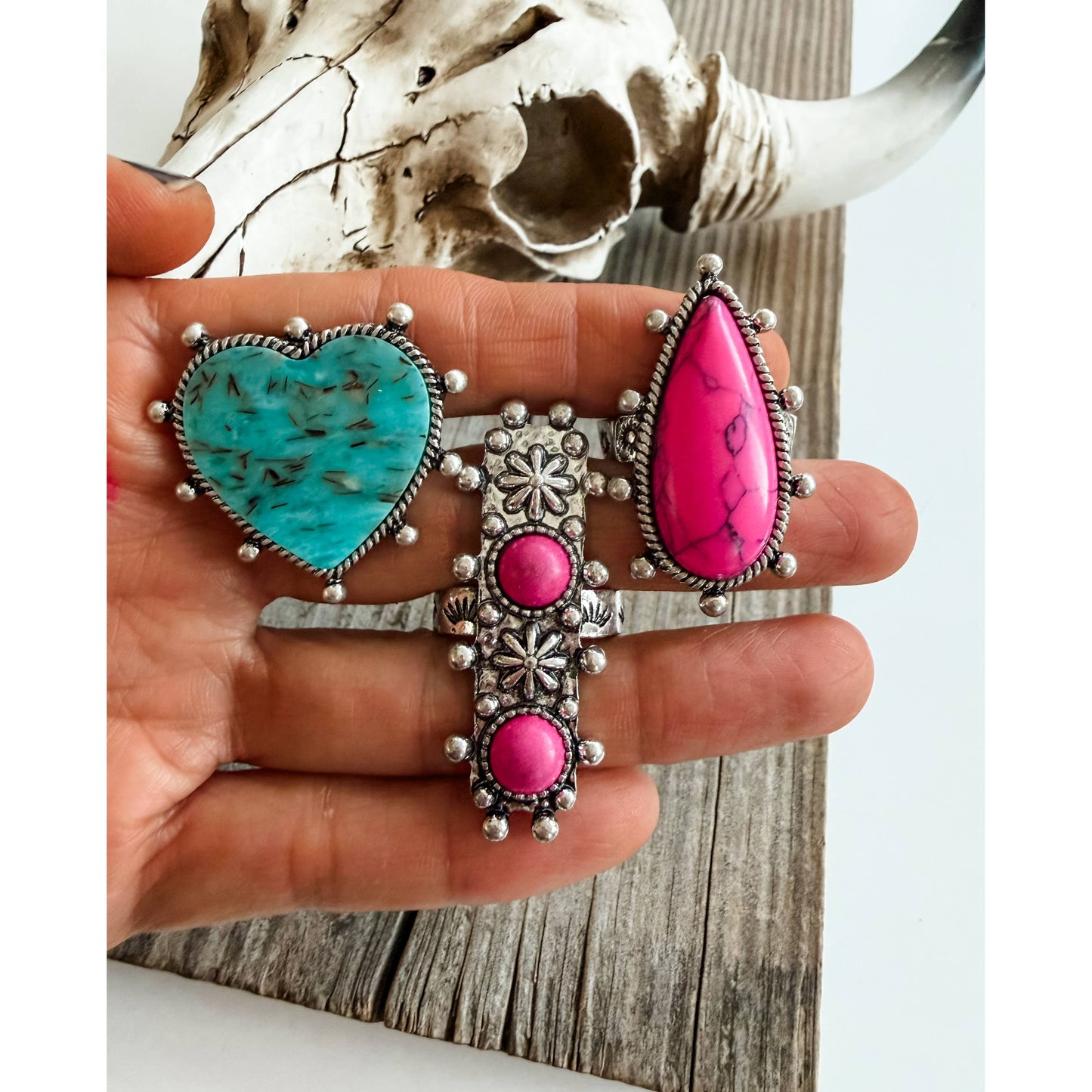 Western Style Teardrop Turquoise Stone Stretch Ring