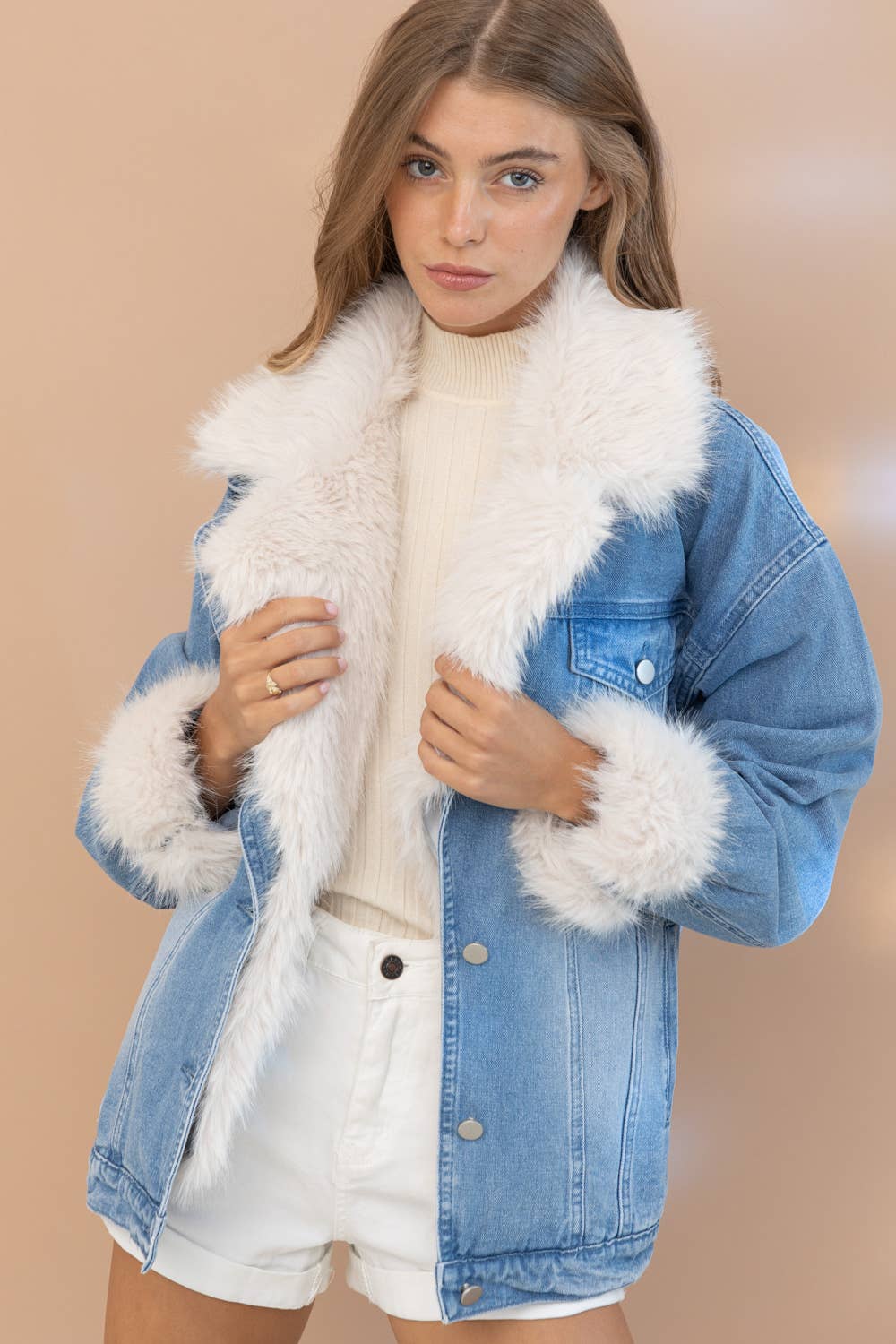 Blue B. Fur Collard Cuff Over sized Washed Denim Jacket 17576J