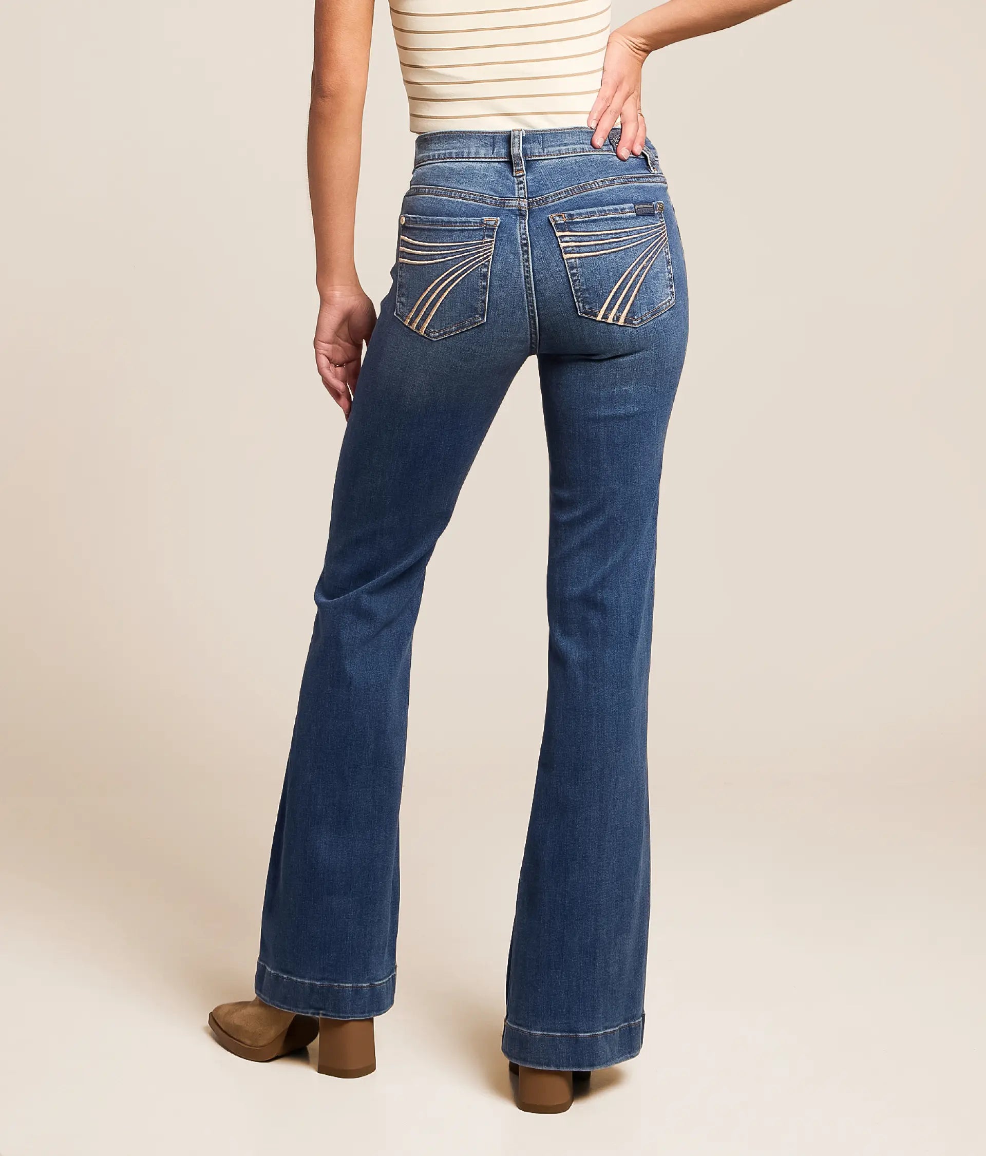 7 For All Mankind Dojo 30" Inseam Gale
