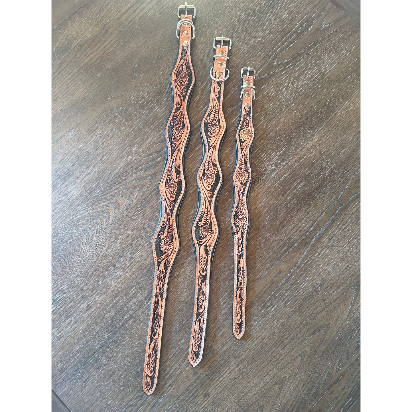 Tooled Leather Western Scalloped Floral Dog Collar