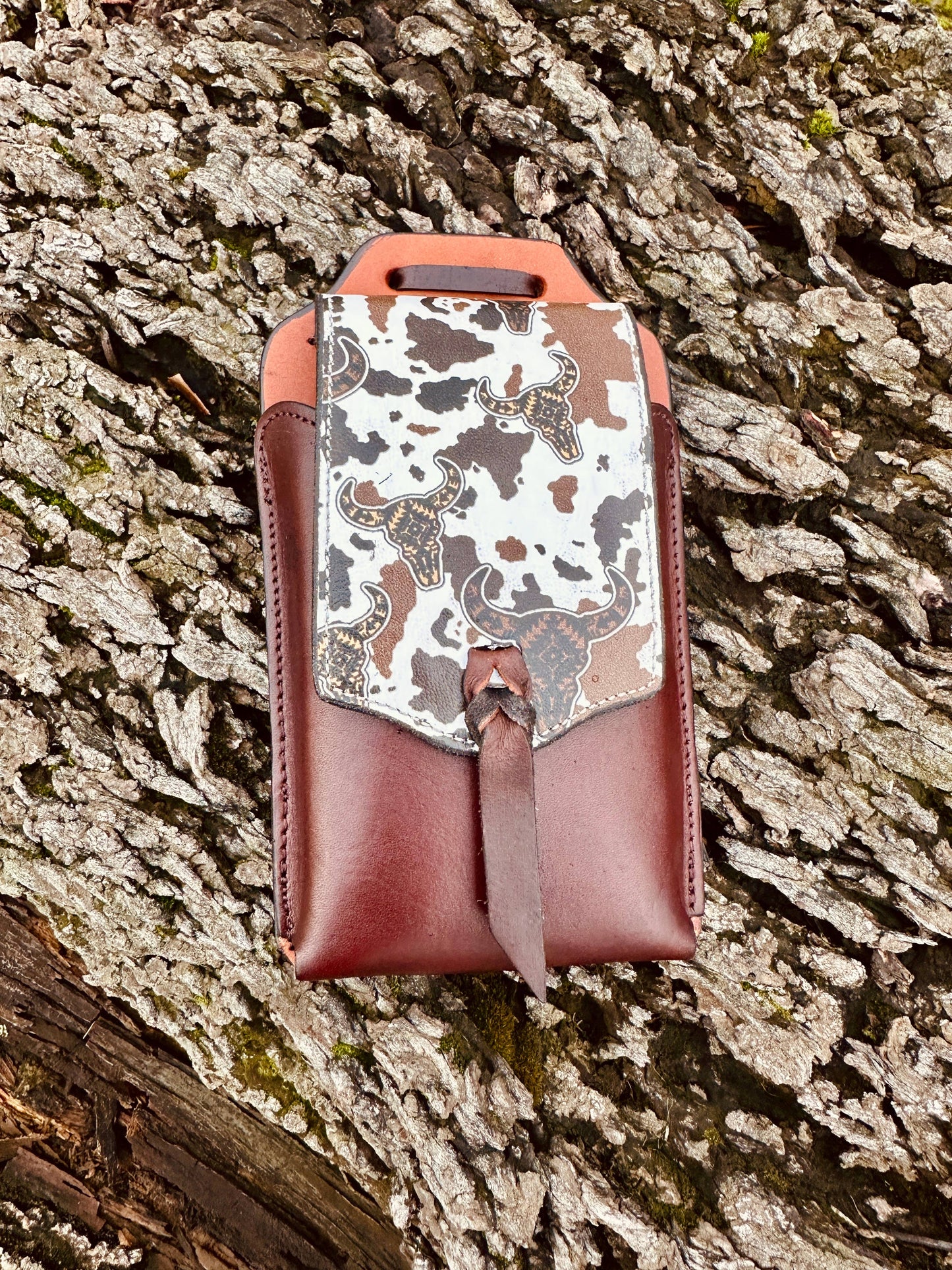 Cell Phone Back Cinch Holder