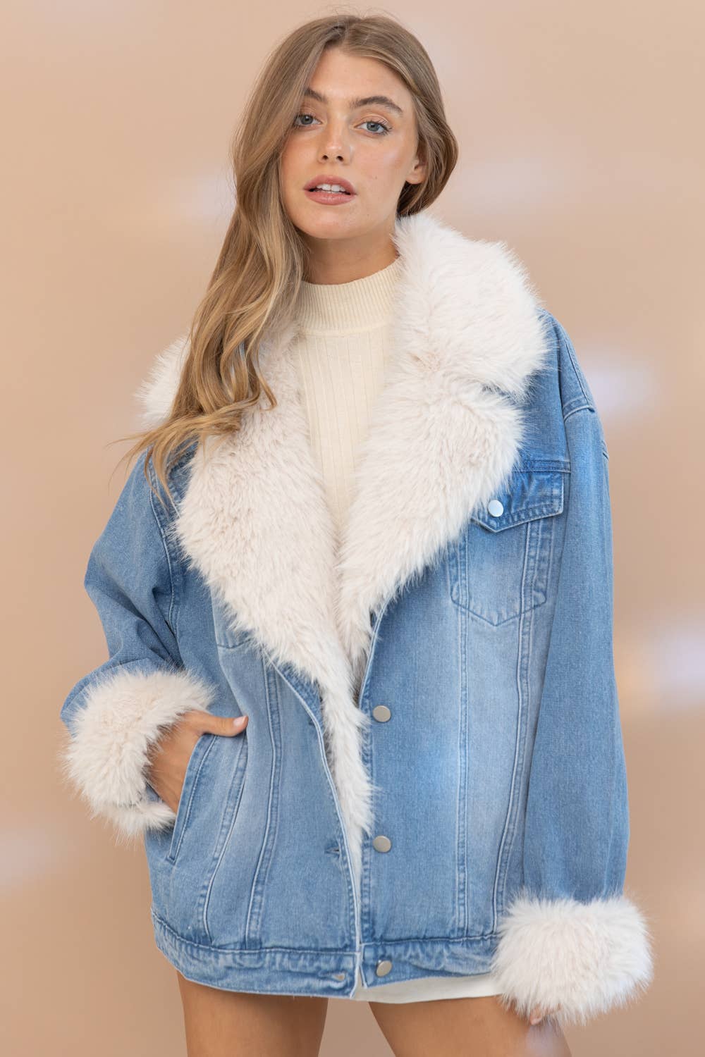 Blue B. Fur Collard Cuff Over sized Washed Denim Jacket 17576J
