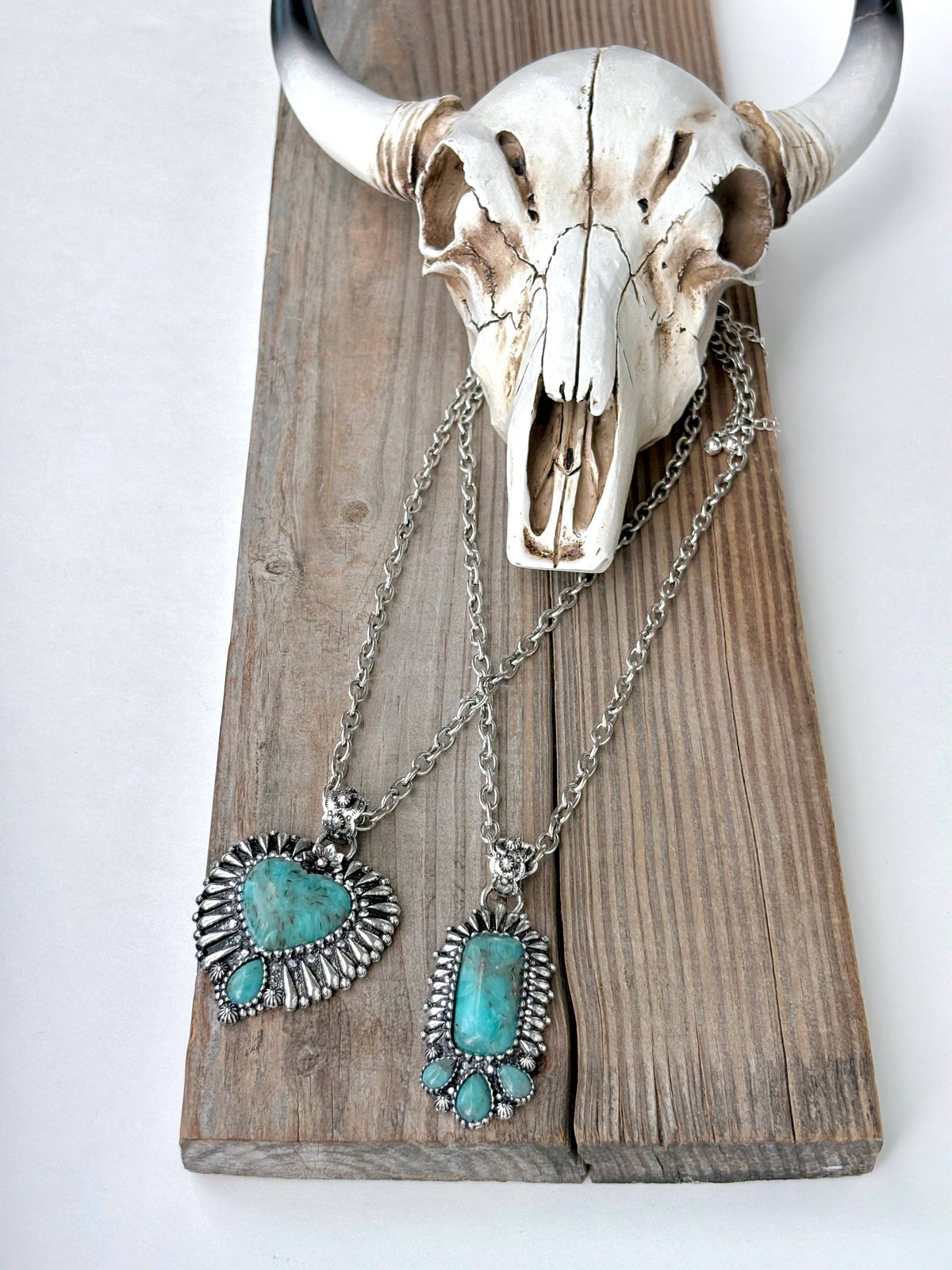 Western Style Heart Turquoise Stone Pendant Necklace