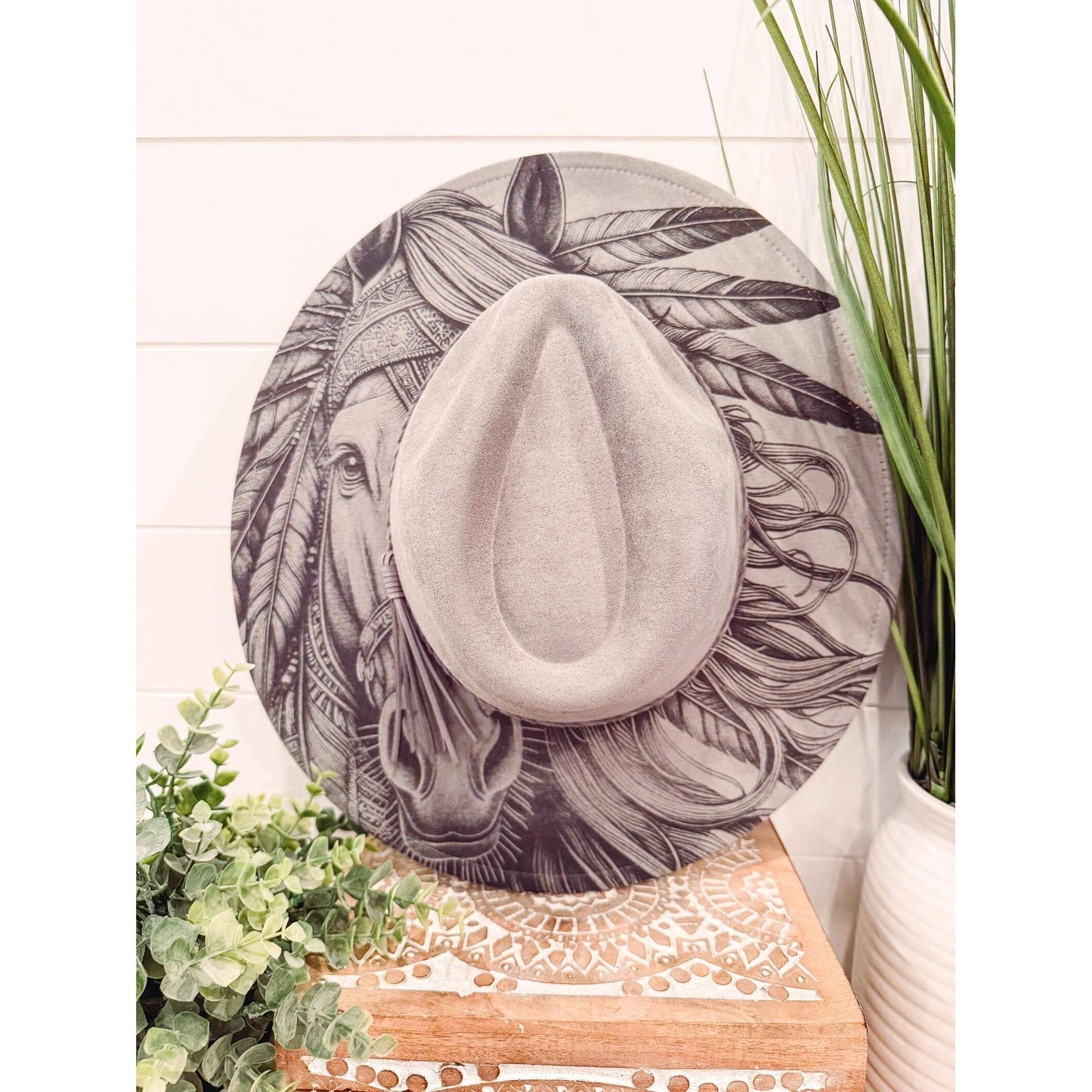 Engraved Feather Horse Hat