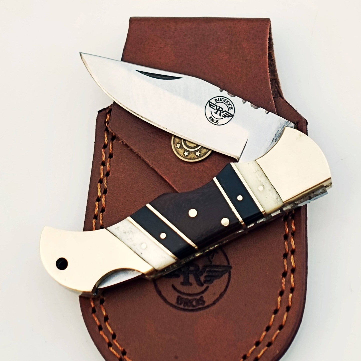 The Gentleman Folding Knife - Stainless Steel