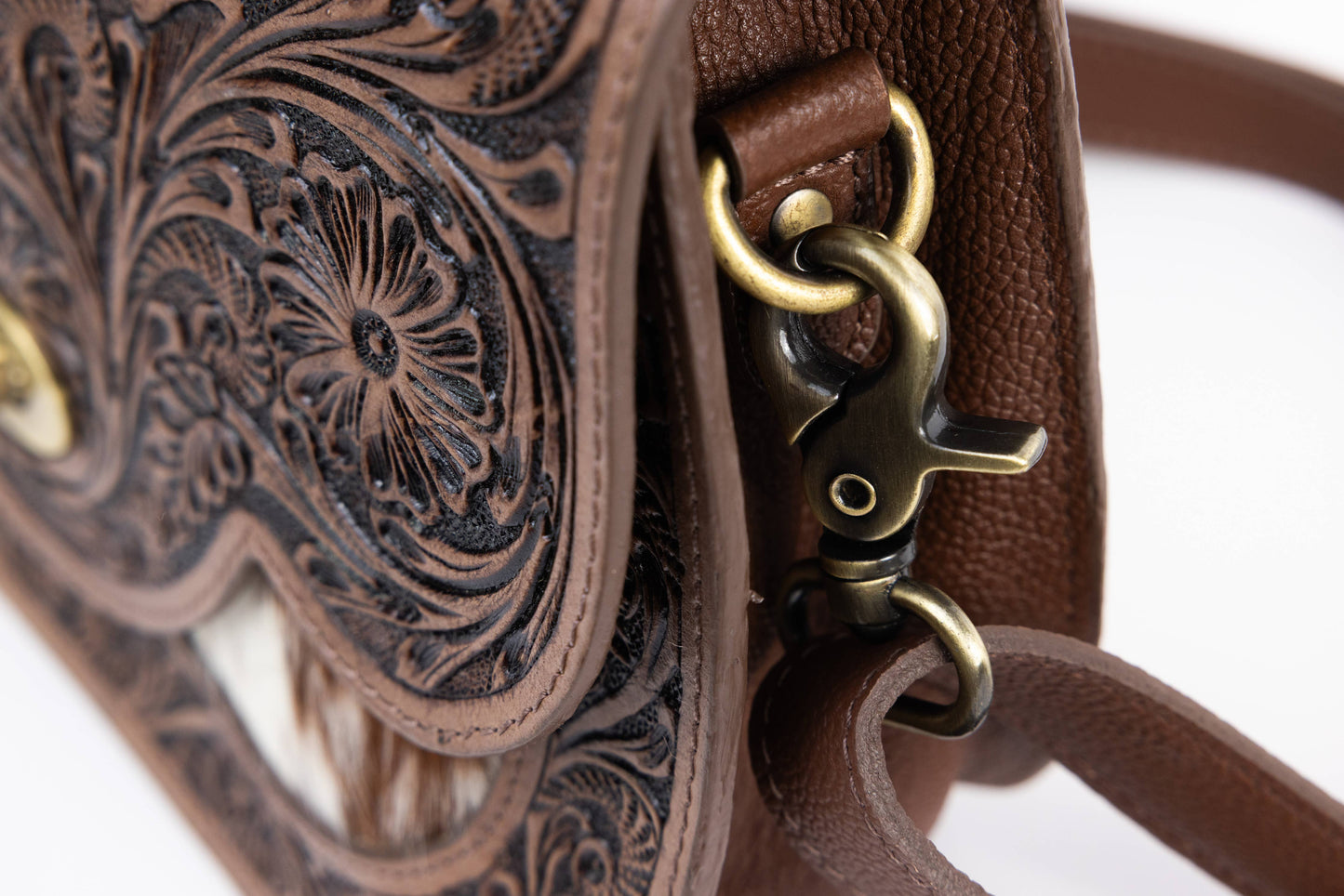 Brown Scalloped Flap Leather Purse ABHB 18-25205