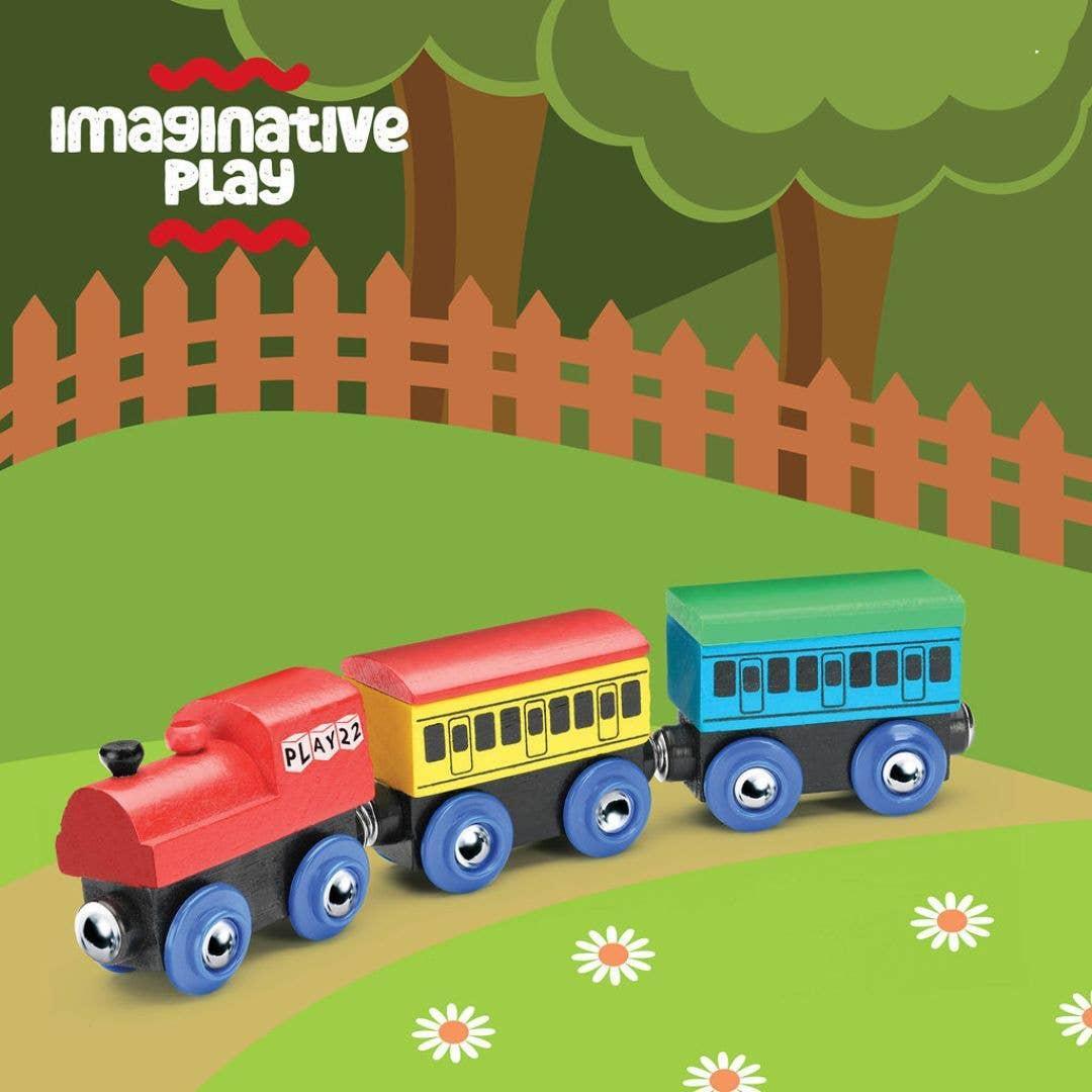 Play22 - "Wooden Train Set 12 PCS - Magnetic Engines & Toys"