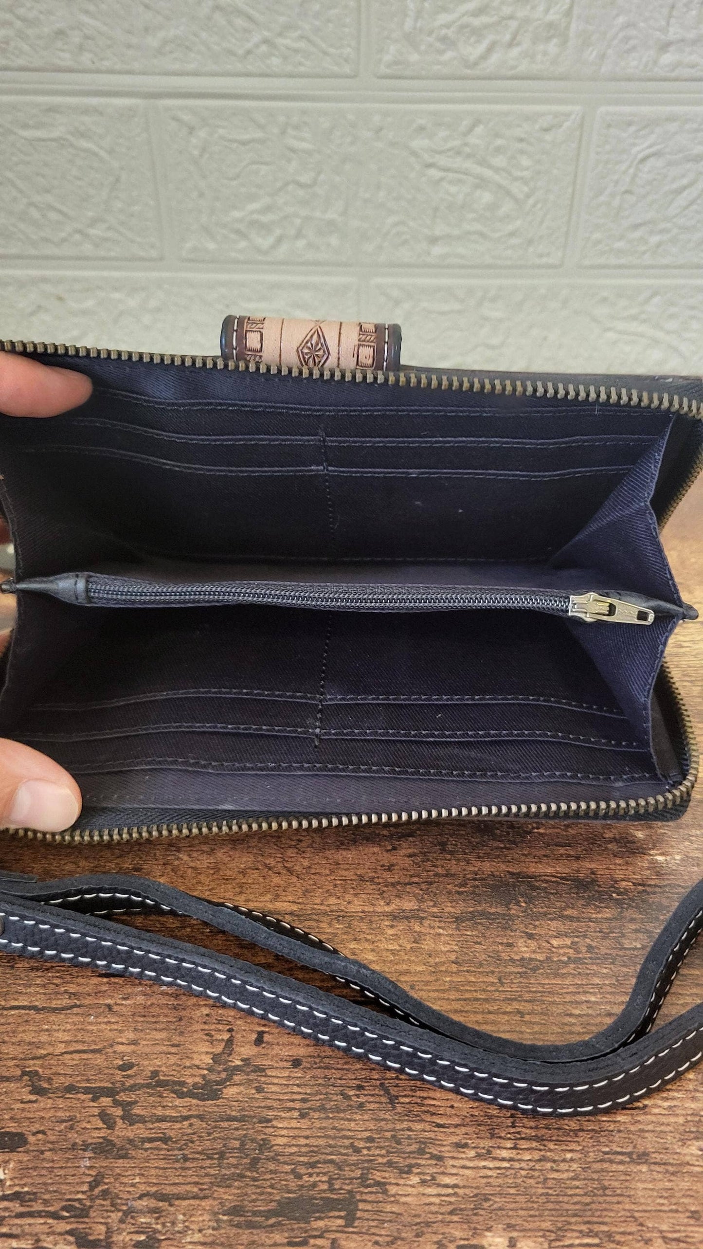 Handcrafted Cowhide Leather Women's Wallet